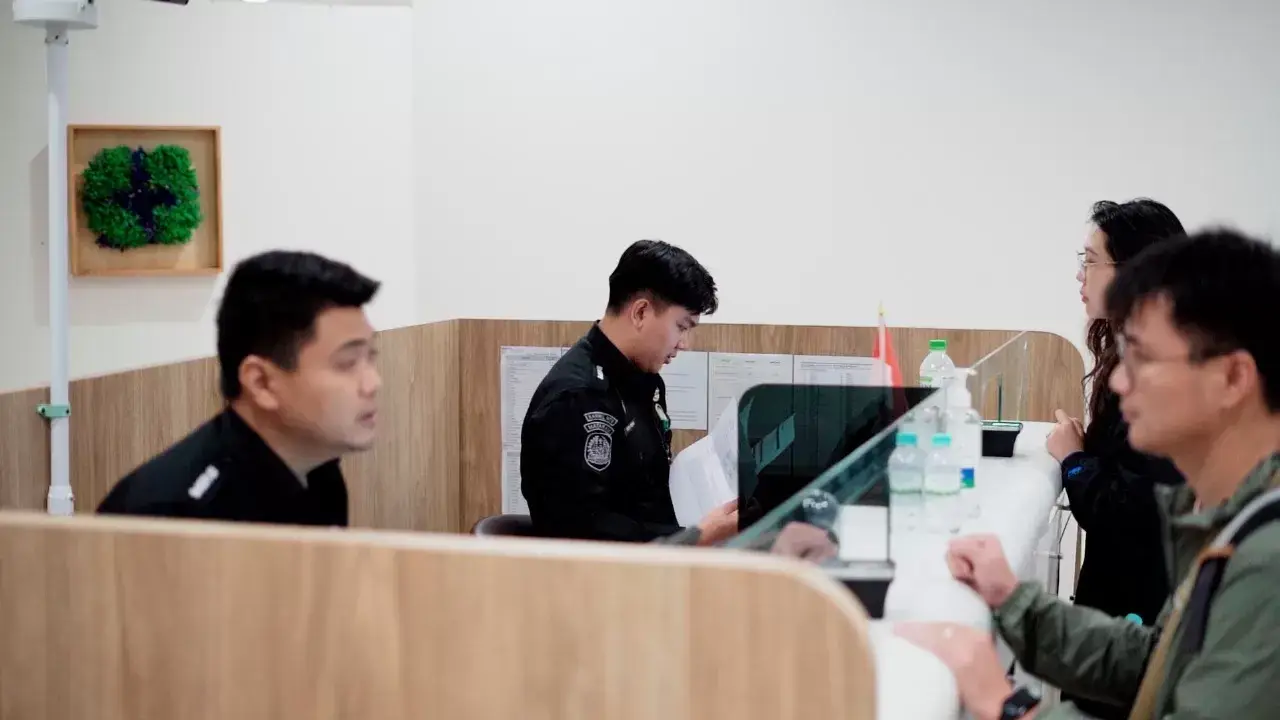 Sistem Perlintasan di Bandara dan Pelabuhan Internasional Sudah Pulih dan Beroperasi dengan Baik